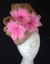 Load image into Gallery viewer, Pink and nude floral fascinator