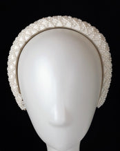 Load image into Gallery viewer, Cream pearl headband fascinator